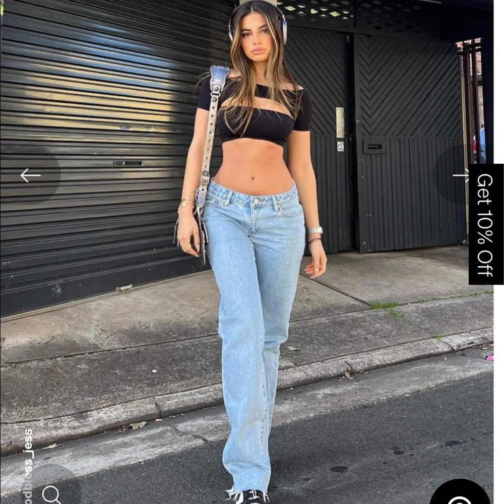 Abrand 99 Low straight in walk away